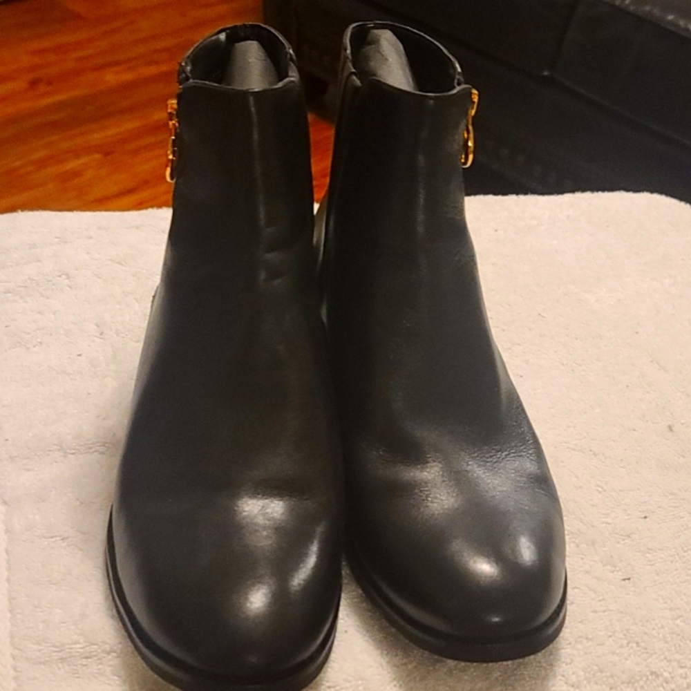 Authentic leather MK Lainey bootie